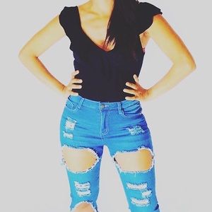 Women’s Blue Distressed Jeans